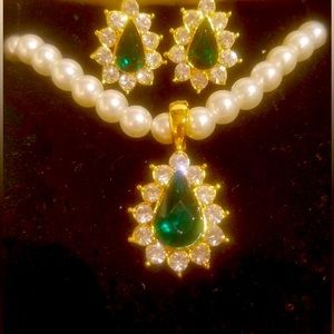 Vintage 4 Piece Emerald & Pearl set/vintage Avon w/original box.May birthstone!